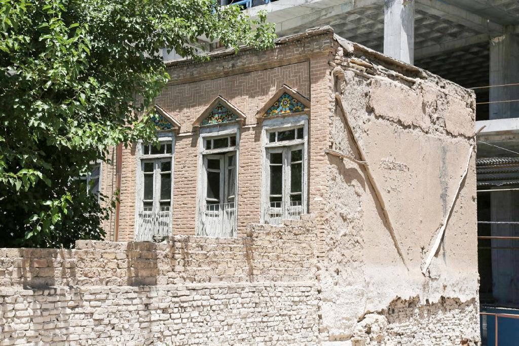 شارستان به جای ته‌پل محله