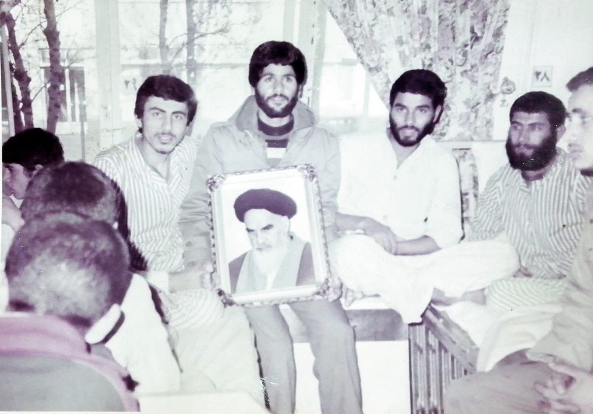 زندگی 20ساله شهید هاشمی مهنه در دو بخش خلاصه شد؛ مبارز انقلابی و رزمنده دفاع مقدس زندگی 20ساله شهید هاشمی مهنه در دو بخش خلاصه شد؛ مبارز انقلابی و رزمنده دفاع مقدس