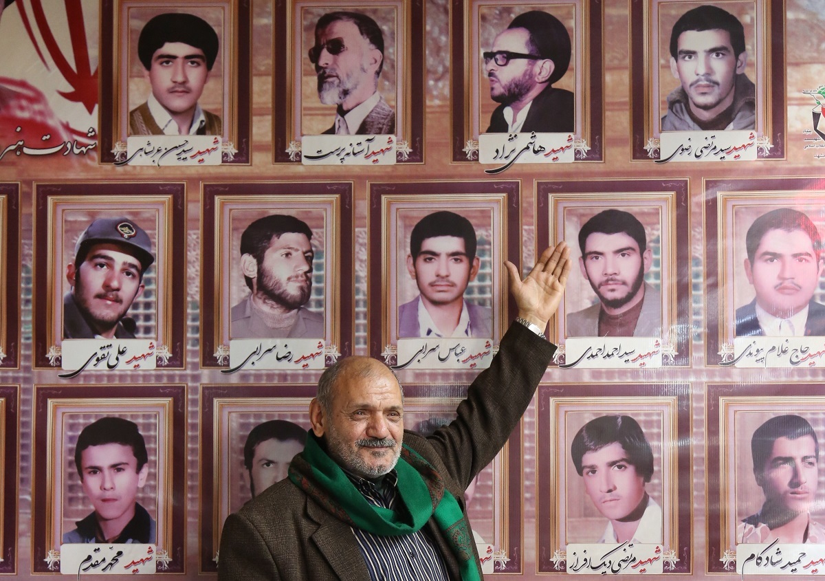 زمان خریدن برای شهید هاشمی‌نژاد با انداختن دوچرخه زیرپای ساواکی‌ها