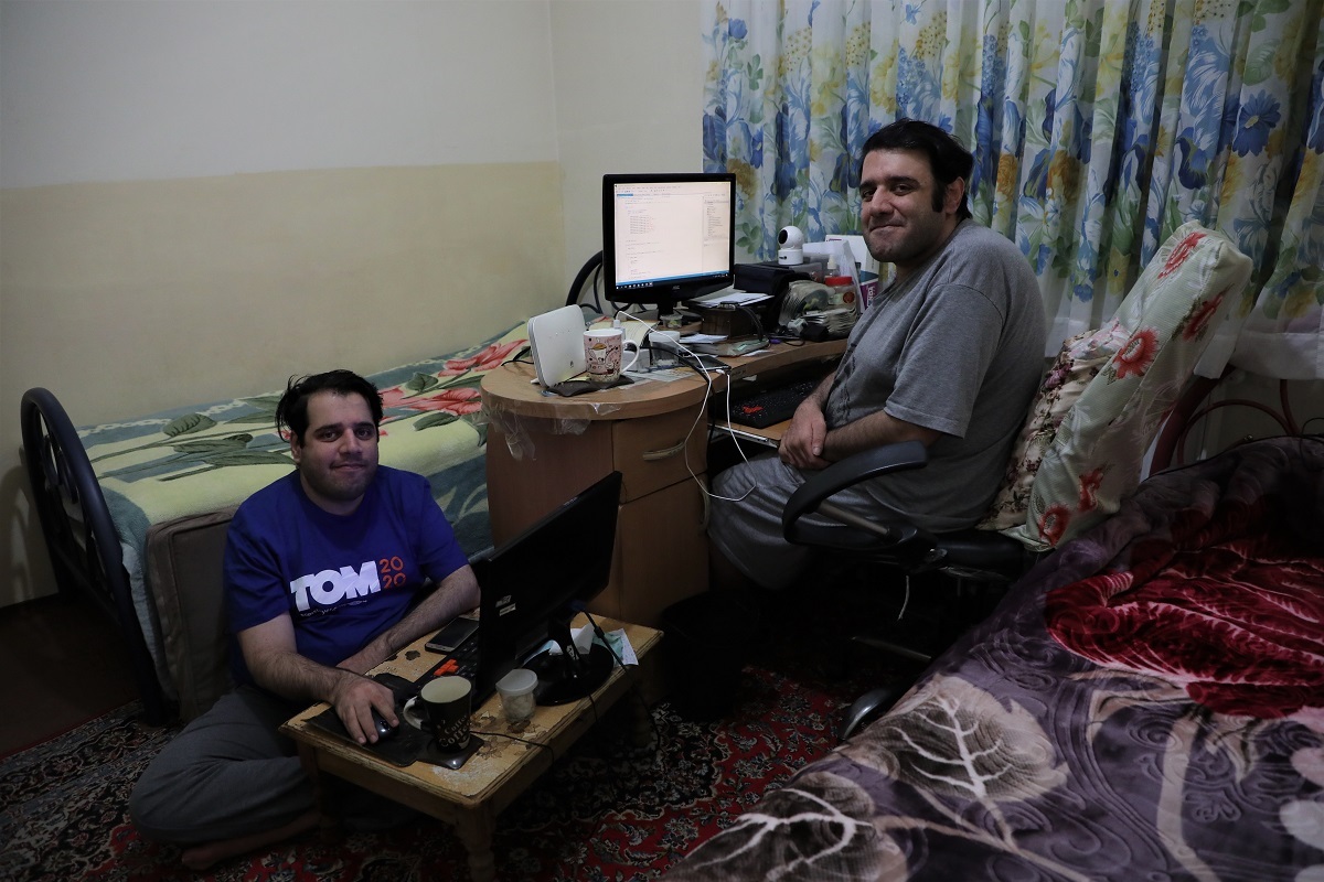 خانه‌نشینی برادران فربد مانع پیشرفتشان نشده است