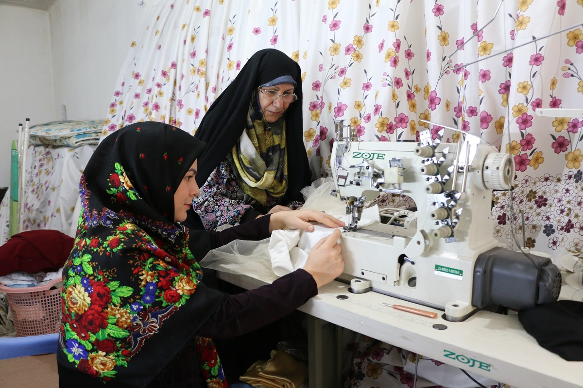 ورق زدن زندگی پرتلاطم ورق زدن زندگی پرتلاطم ز