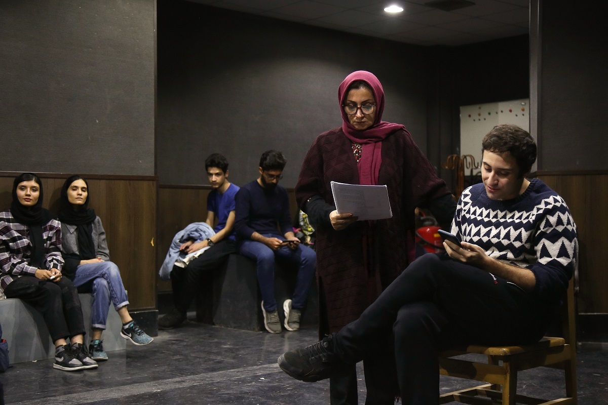 ۳۰ سال زندگی روی صحنه تئاتر