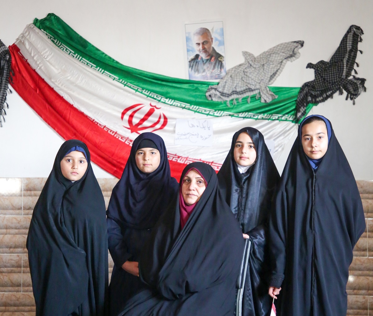 روایت زندگی معلم 51 ساله روستای فرخد که از 25 سالگی شروع به تحصیل کرده است روایت زندگی معلم 51 ساله روستای فرخد که از 25 سالگی شروع به تحصیل کرده است