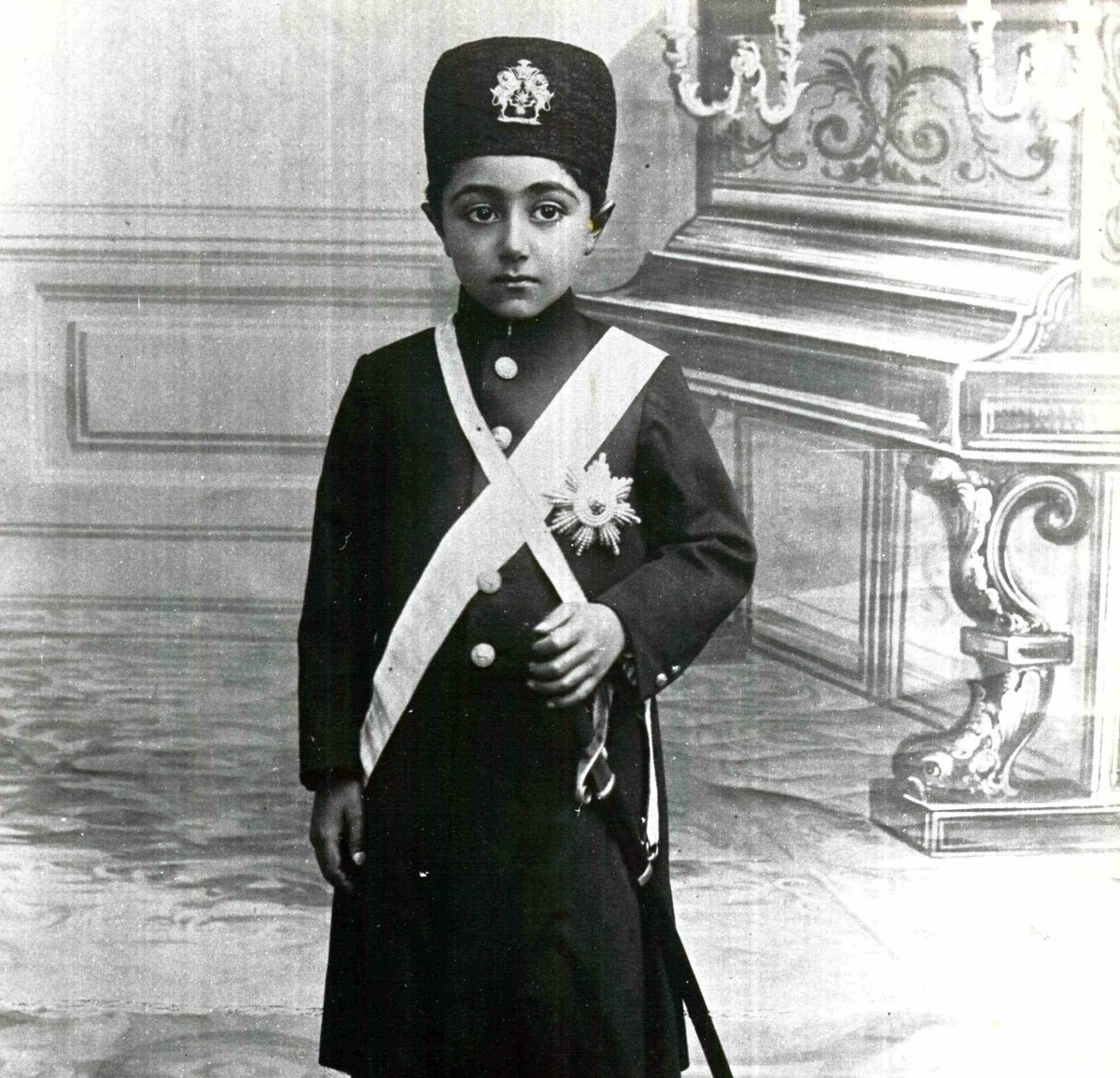 مرور مطبوعات مشهد در دوران احمدشاه قاجار