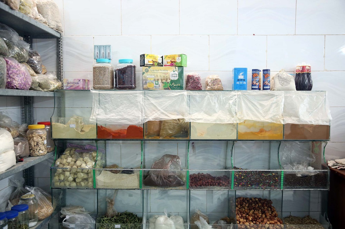 جلال سلطانی متخصص طب سنتی و اسلامی است جلال سلطانی متخصص طب سنتی و اسلامی است