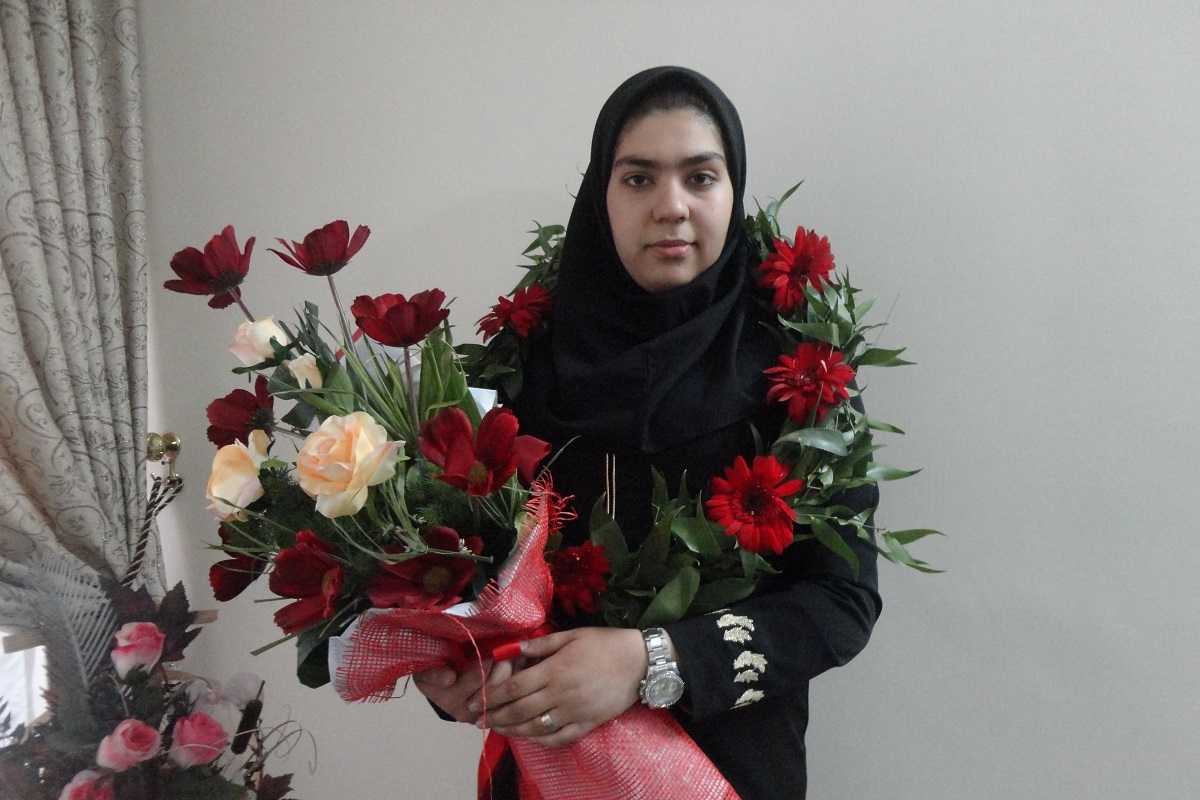 طراحی و بافت فرش، شغل خانگی مناسبی برای بانوان است طراحی و بافت فرش، شغل خانگی مناسبی برای بانوان است