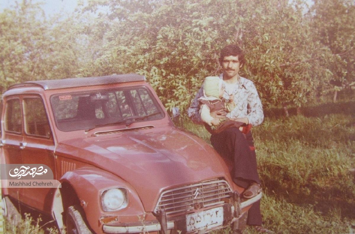 جواد ظفرینژاد، ۲۰ شغل را در طول زندگیاش آموخته است، از صافکاری و برقکشی و بنایی گرفته تا عکاسی و فیلمبرداری و باغداری. جواد ظفرینژاد، ۲۰ شغل را در طول زندگیاش آموخته است، از صافکاری و برقکشی و بنایی گرفته تا عکاسی و فیلمبرداری و باغداری.