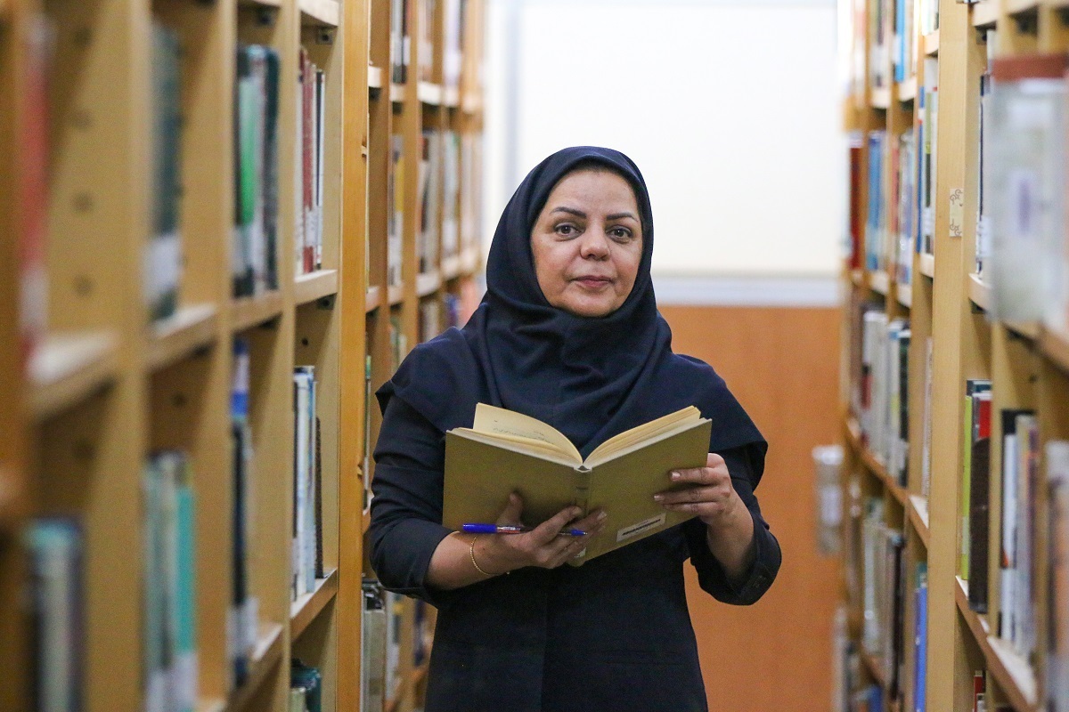به‌خط‌ کردن کتاب‌ها از تهران تا مشهد