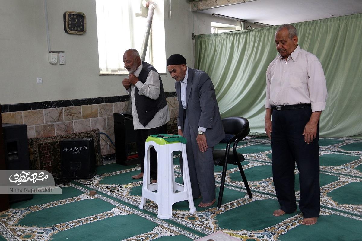 حاج حسین ملک؛ از افسانه تا واقعیت با حاج غلامعلی فضائلی حاج حسین ملک؛ از افسانه تا واقعیت با حاج غلامعلی فضائلی