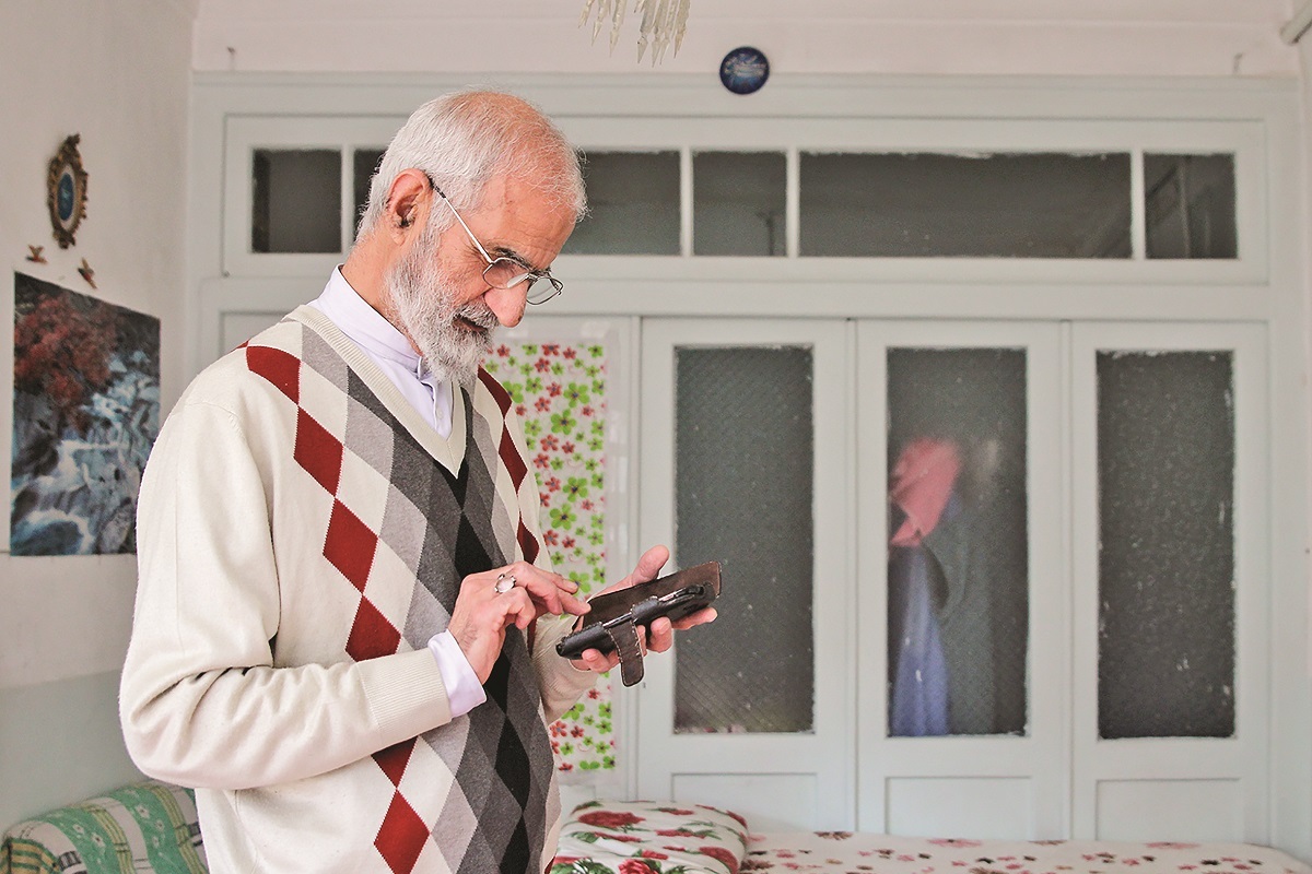 از مهدیه عابدزاده تا مرکز کامپیوتر دانشگاه از مهدیه عابدزاده تا مرکز کامپیوتر دانشگاه