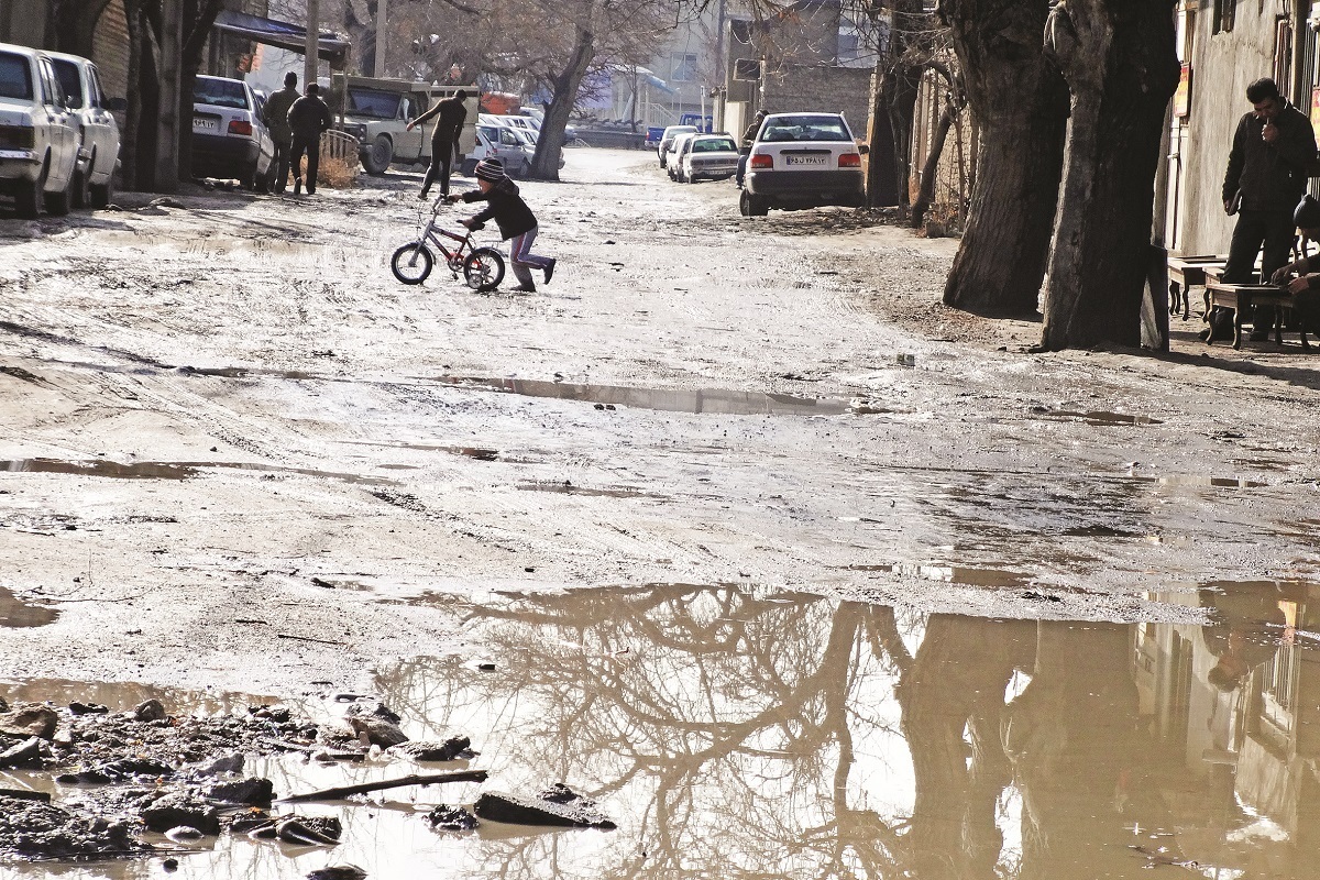 فقر پشت الماس