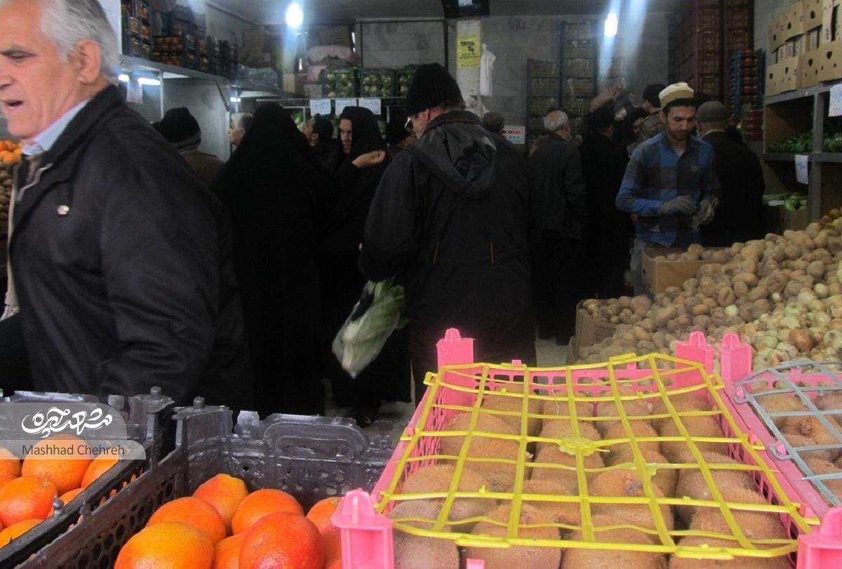 کشاورزان دیروز، میوه‌فروشان معروف امروز محله شاهد هستند