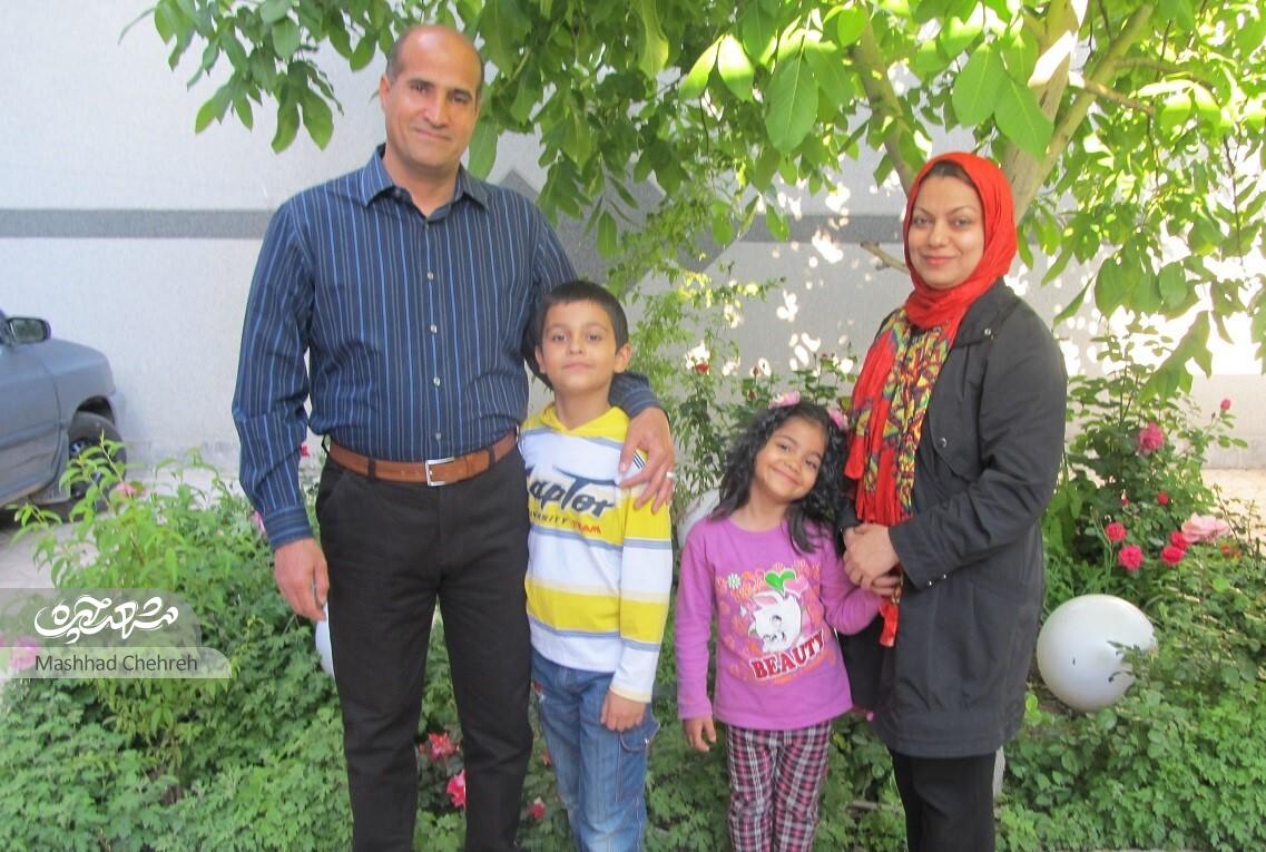 علیاصغر ساعیطرقی؛ «معلم شکلاتی» دانشآموزان حاشیه شهر است علیاصغر ساعیطرقی؛ «معلم شکلاتی» دانشآموزان حاشیه شهر است