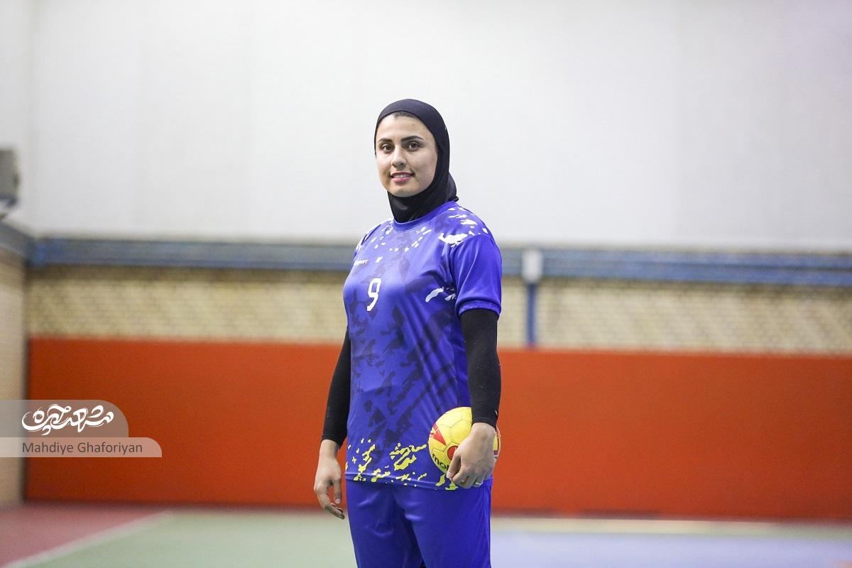 کارنامه درخشان سمیه نجفی، مربی و بازیکن هندبال کارنامه درخشان سمیه نجفی، مربی و بازیکن هندبال