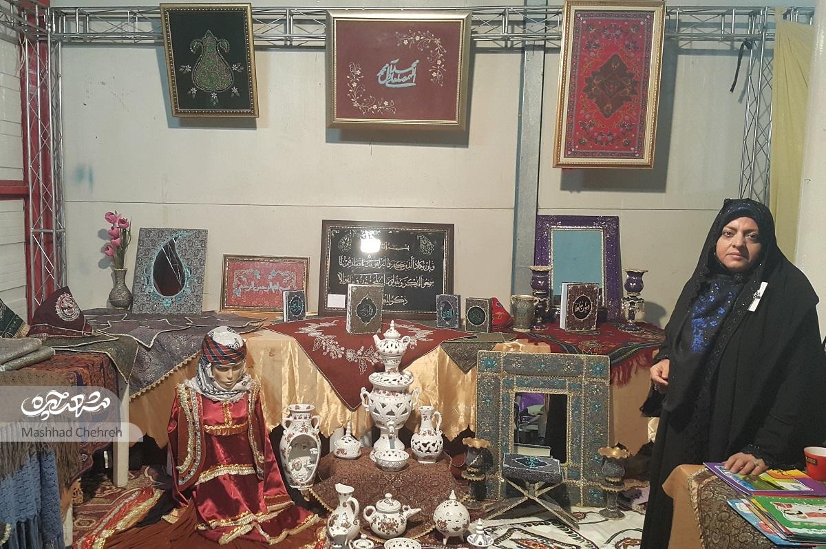 ناهید دلشاد راد، طراح لباس و نواده ابوتراب غزنوی، خیاط زبردست دوره قاجار است ناهید دلشاد راد، طراح لباس و نواده ابوتراب غزنوی، خیاط زبردست دوره قاجار است