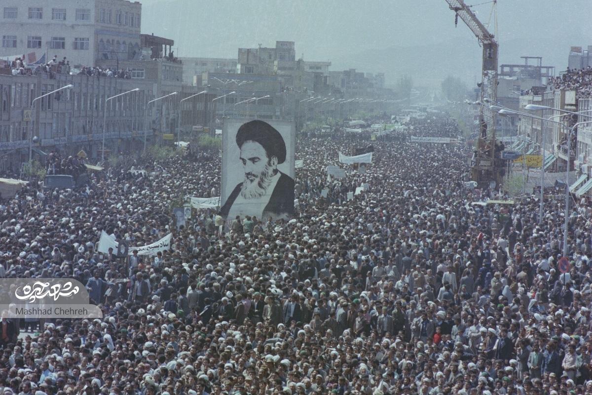 تصاویری کمتر دیده شده از انقلاب مشهد