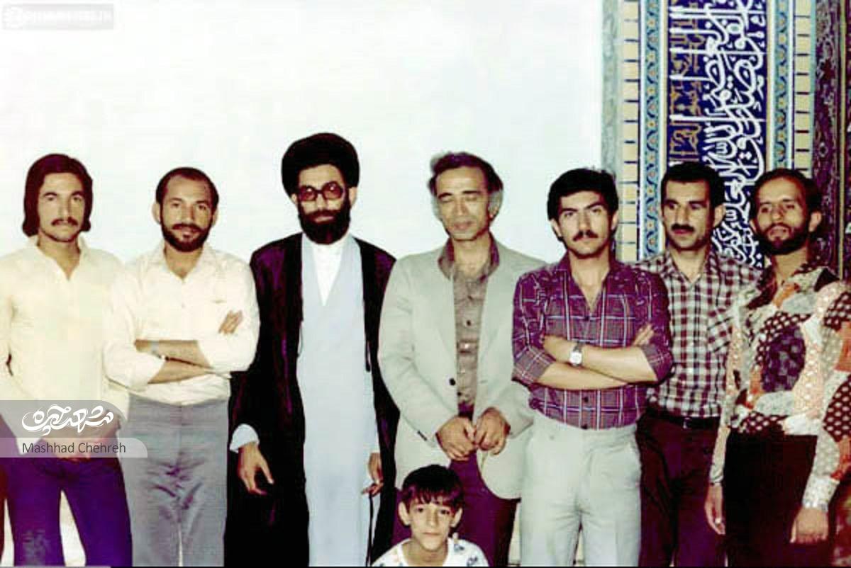 ۲۰ میلیون عکس امام(ره) از اینجا دست مردم رسید