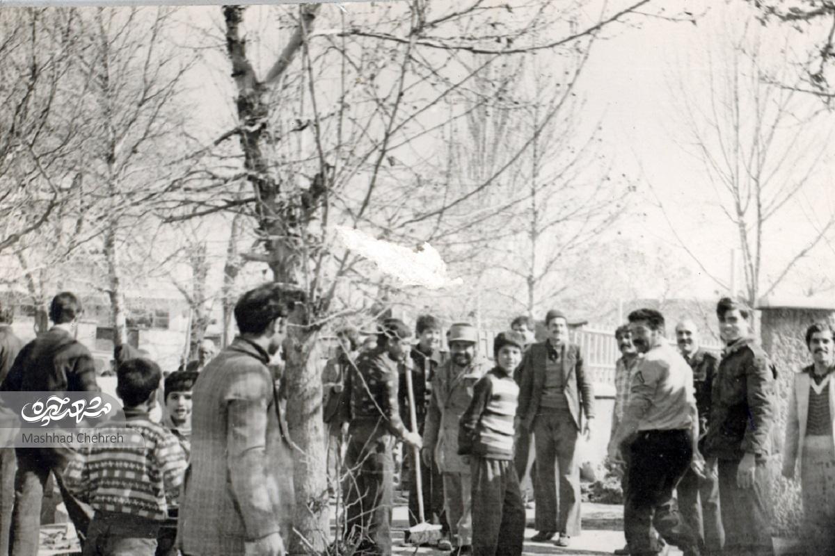 روایتی کوتاه از مشهد و آخرین روزهای بهمن ۱۳۵۷ روایتی کوتاه از مشهد و آخرین روزهای بهمن ۱۳۵۷