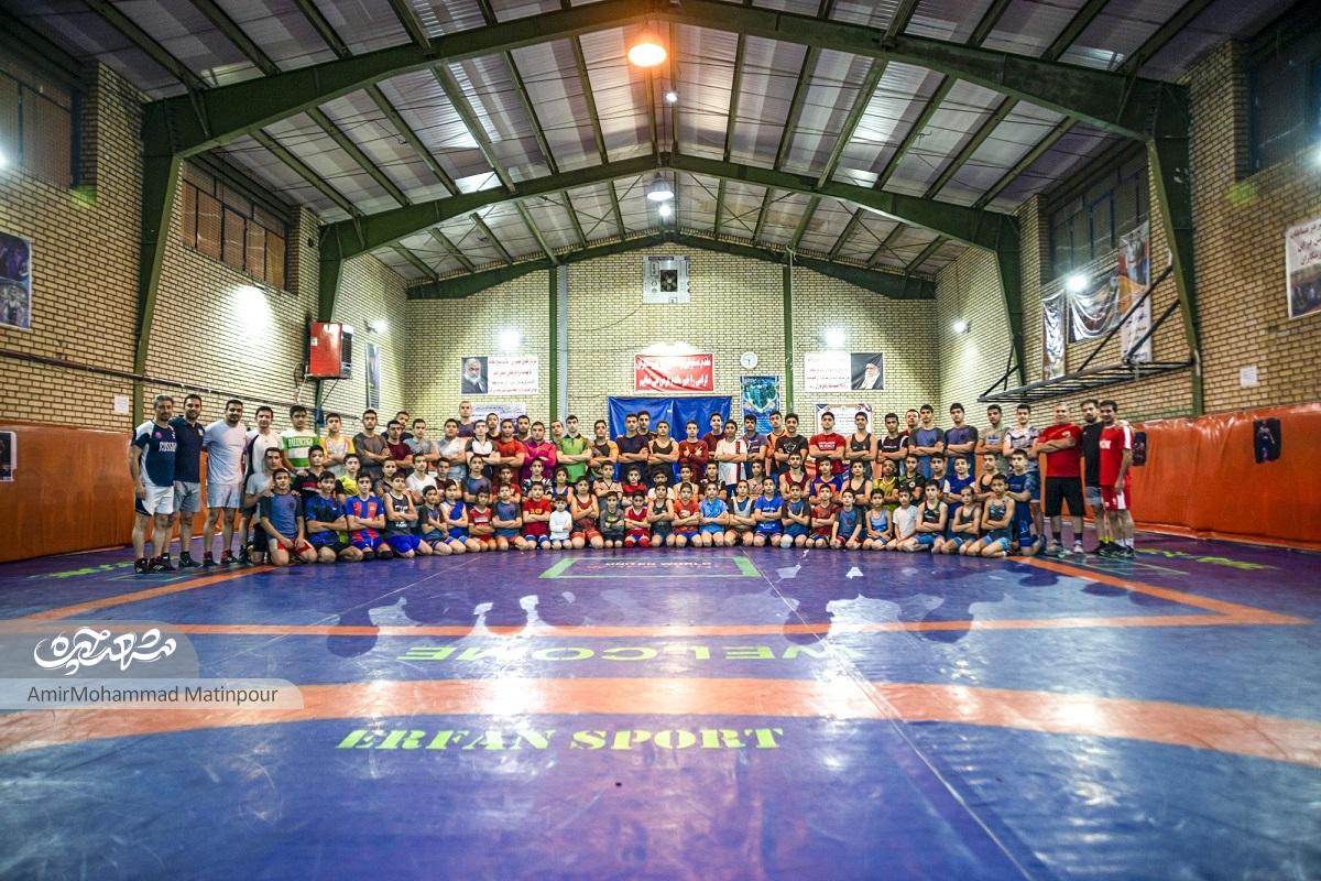 بیدی نبودم که با این بادها بلرزم بیدی نبودم که با این بادها بلرزم