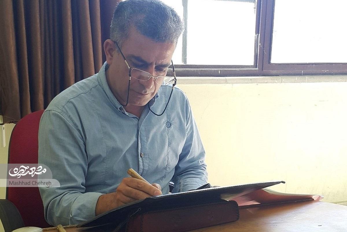 محمدعلی باقرزاده، رئیس انجمن خوشنویسان مشهد است محمدعلی باقرزاده، رئیس انجمن خوشنویسان مشهد است