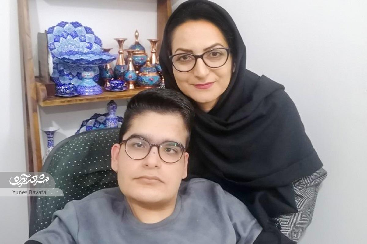 برشی از زندگی هنرمند توان‌یاب که شرایط شهر خانه‌نشینش کرده است