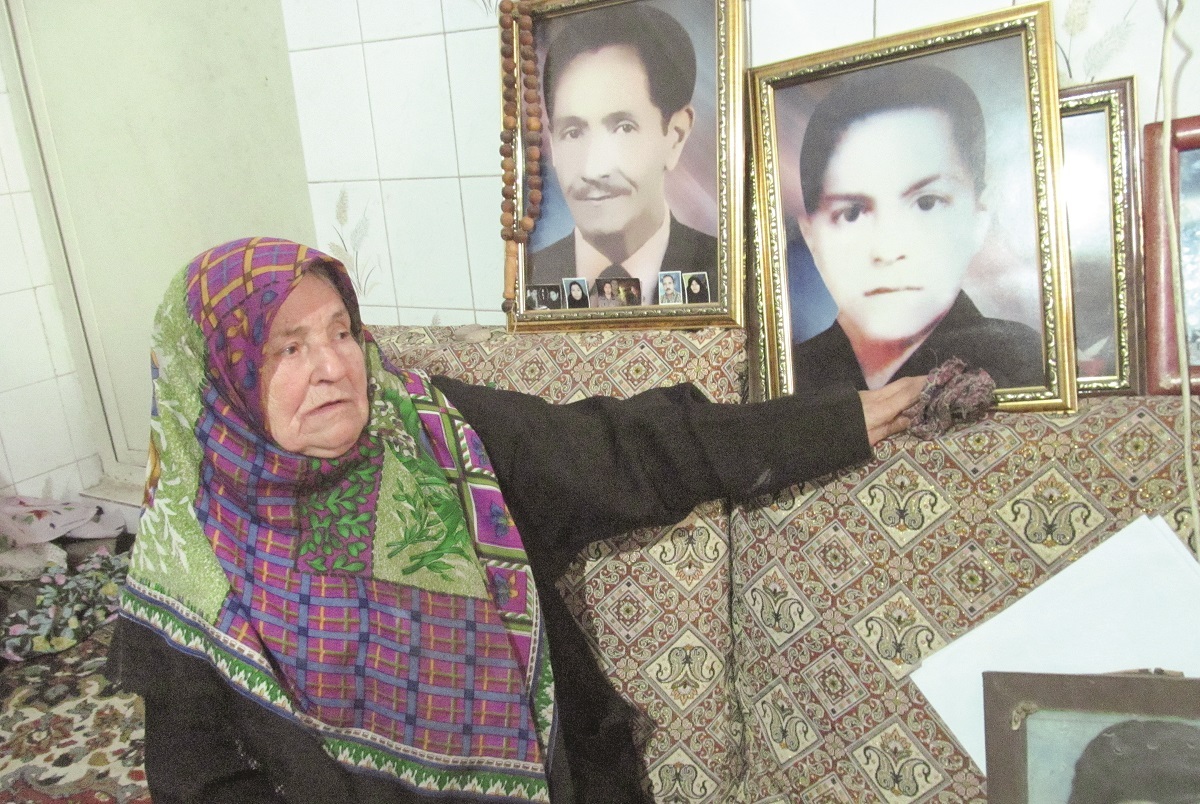 شاگرد چهارونیمساله دبستان صابری شاگرد چهارونیمساله دبستان صابری