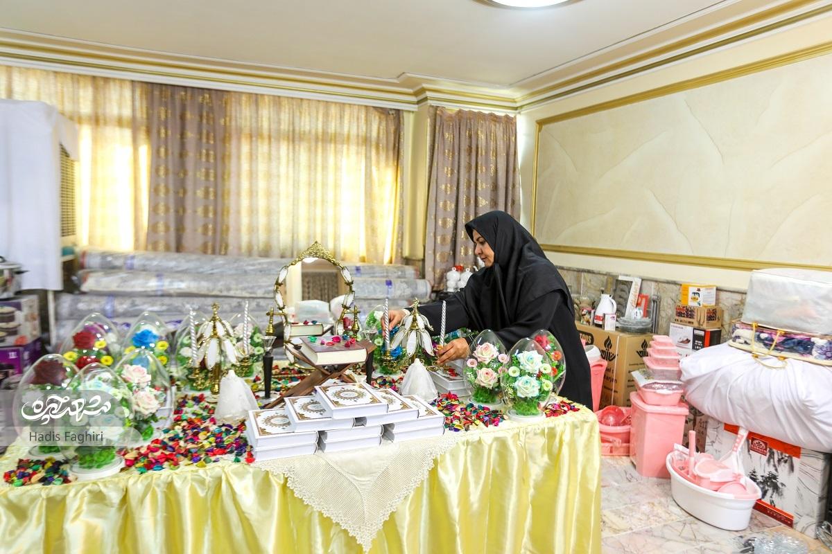 نشاندن لبخند بر لب نوعروسان نشاندن لبخند بر لب نوعروسان