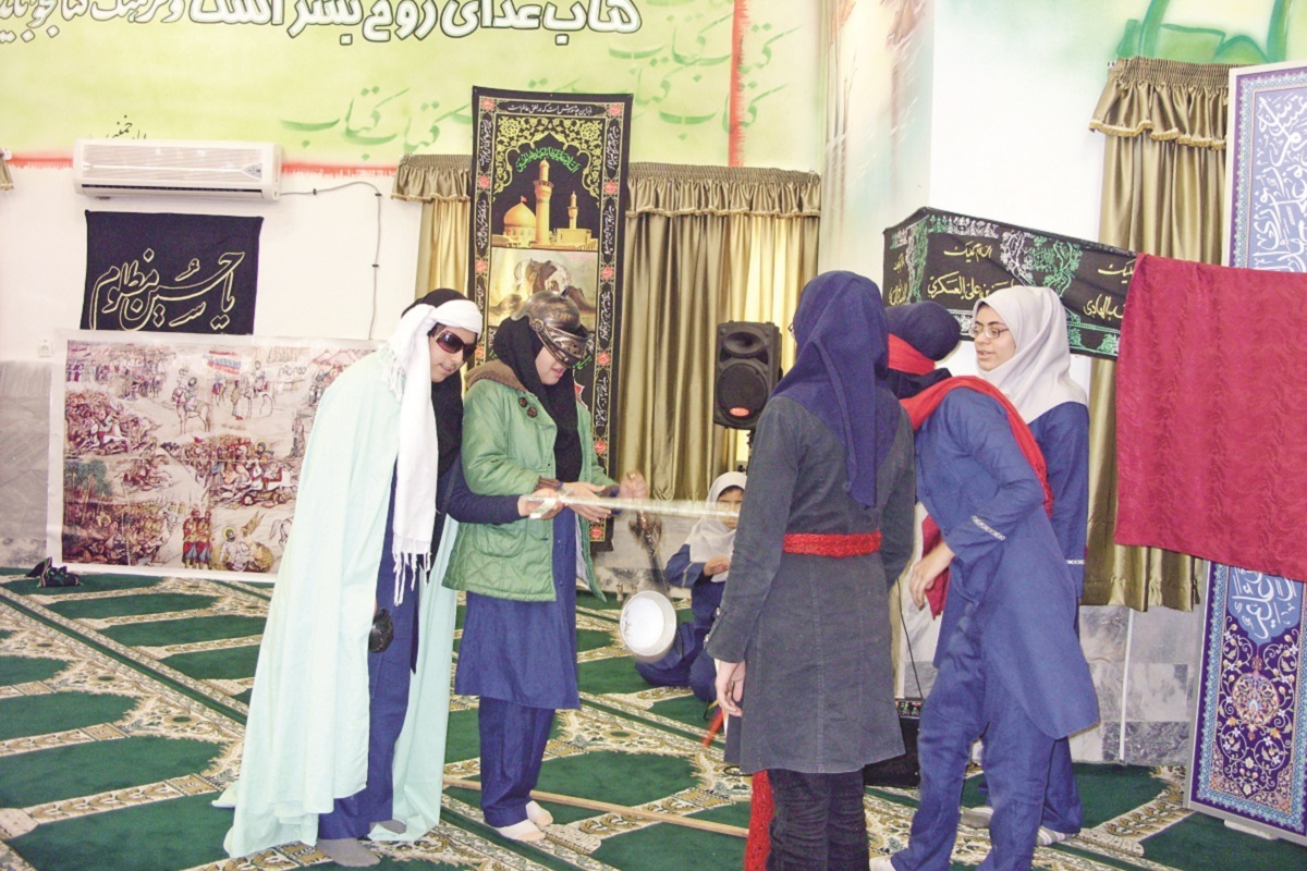 مادر ۱۵۰ دختر نابینا مادر ۱۵۰ دختر نابینا