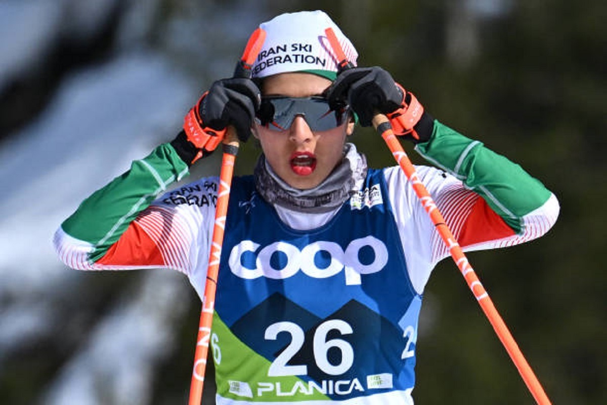 پرواز روی برف