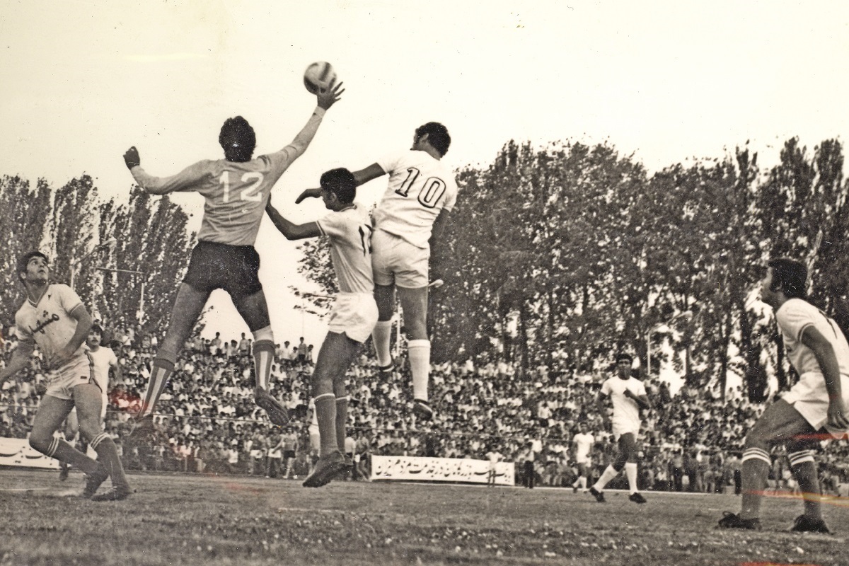 تا پایِ جان؛ دروازه‌بان