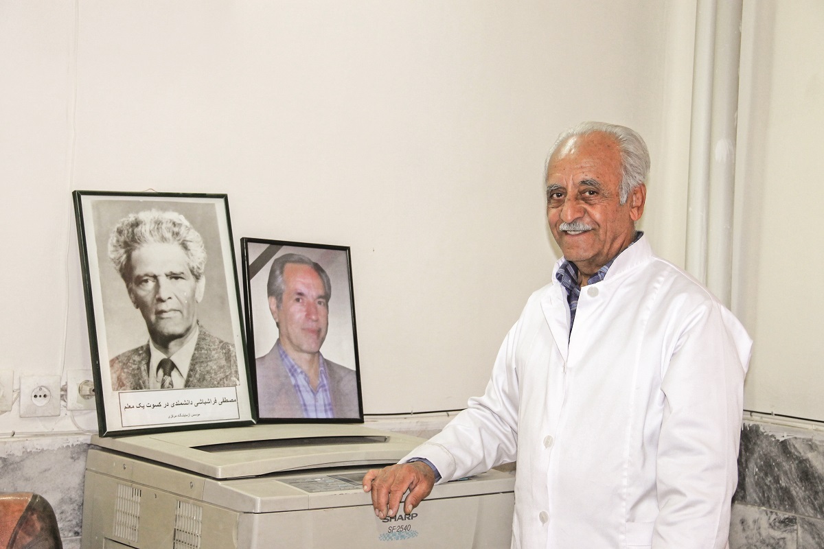 نیم‌قرن خاطره آزمایشگـاهی