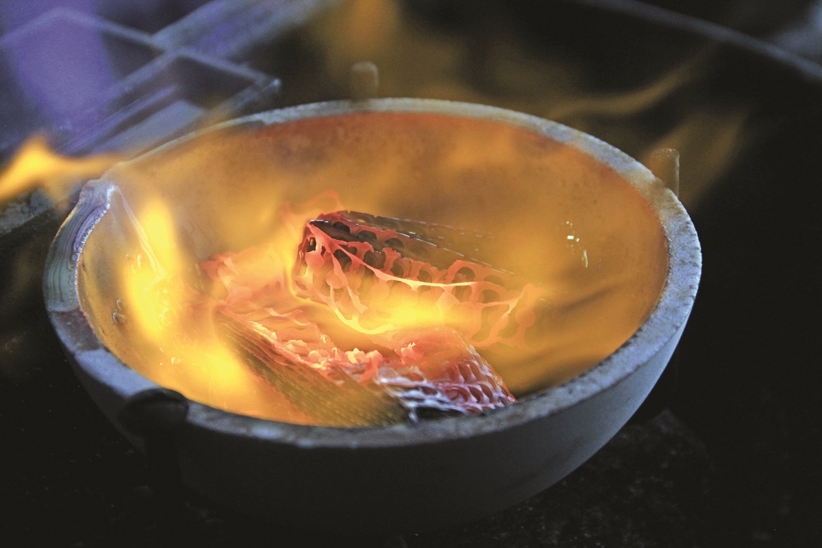 کار این مهندس طلاست! کار این مهندس طلاست!