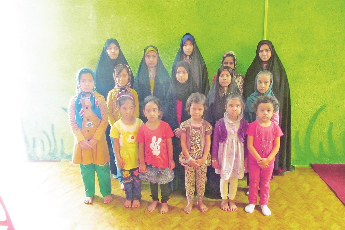 تلاش زوج جوان نیکوکار برای کشف استعداد بچه‌های نوده