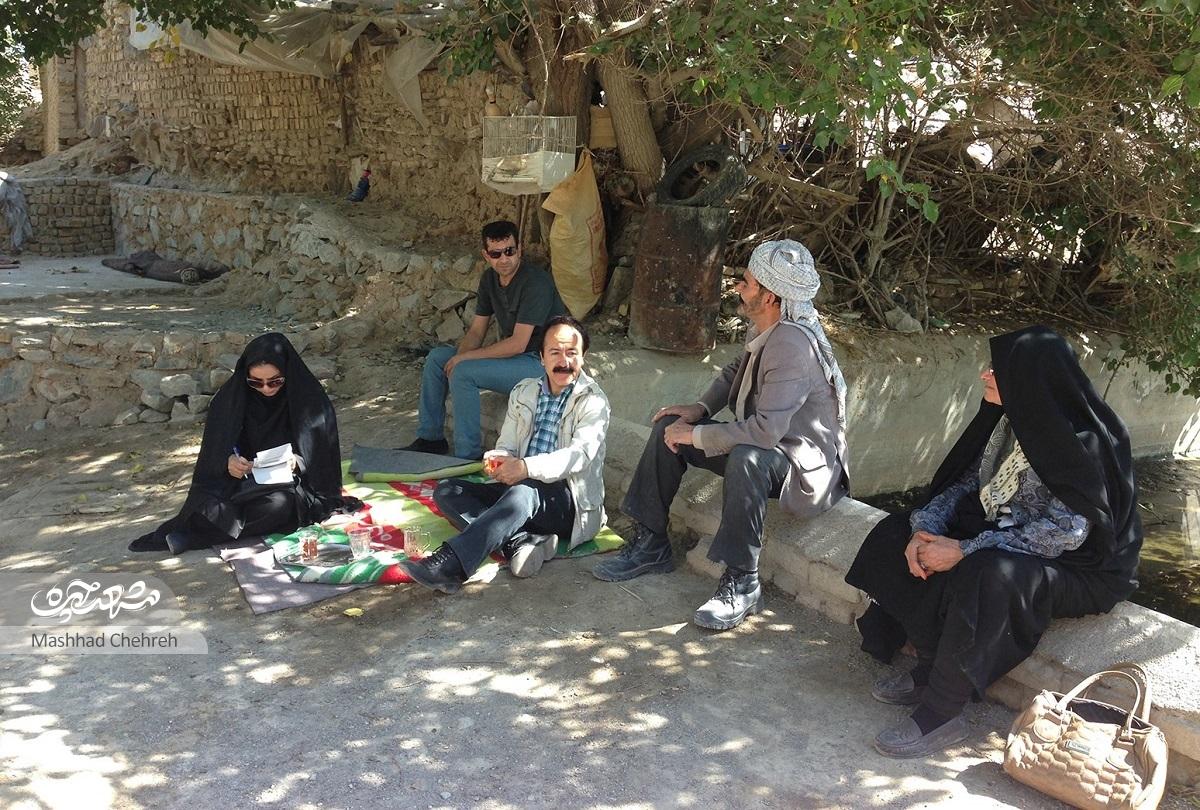 سایه برج‌های ارتفاعات جنوب سال‌هاست بر سر روستای «کلاته‌سرهنگ» سنگینی می‌کند