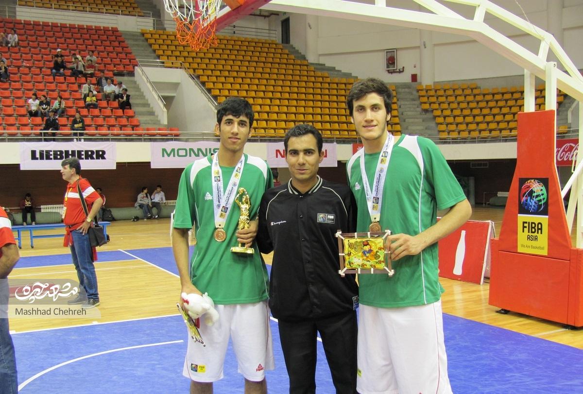 احسان سرباز رحیمی در حال حاضر تنها داور بینالمللی بسکتبال از خراسان است احسان سرباز رحیمی در حال حاضر تنها داور بینالمللی بسکتبال از خراسان است