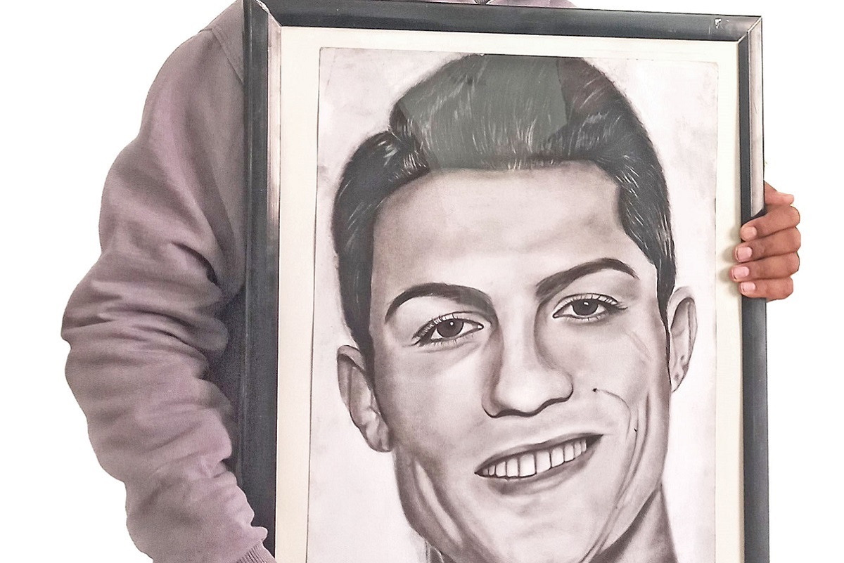 آیندهام را با نقاشی ترسیم کردهام آیندهام را با نقاشی ترسیم کردهام