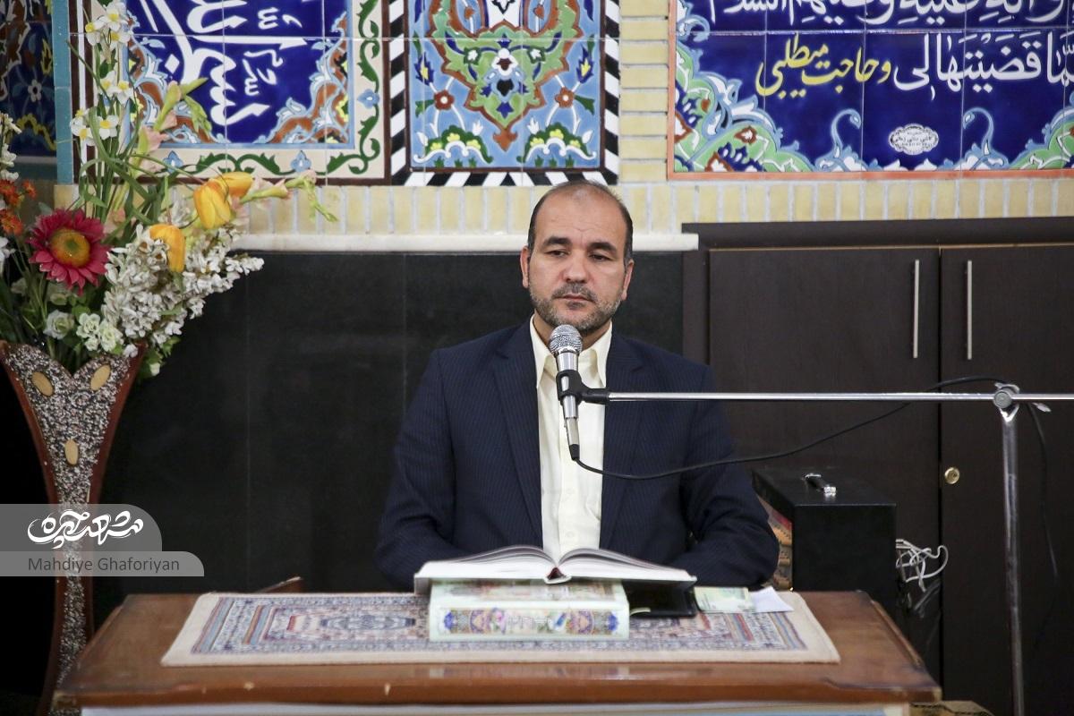 یک عمر عزت با قرآن