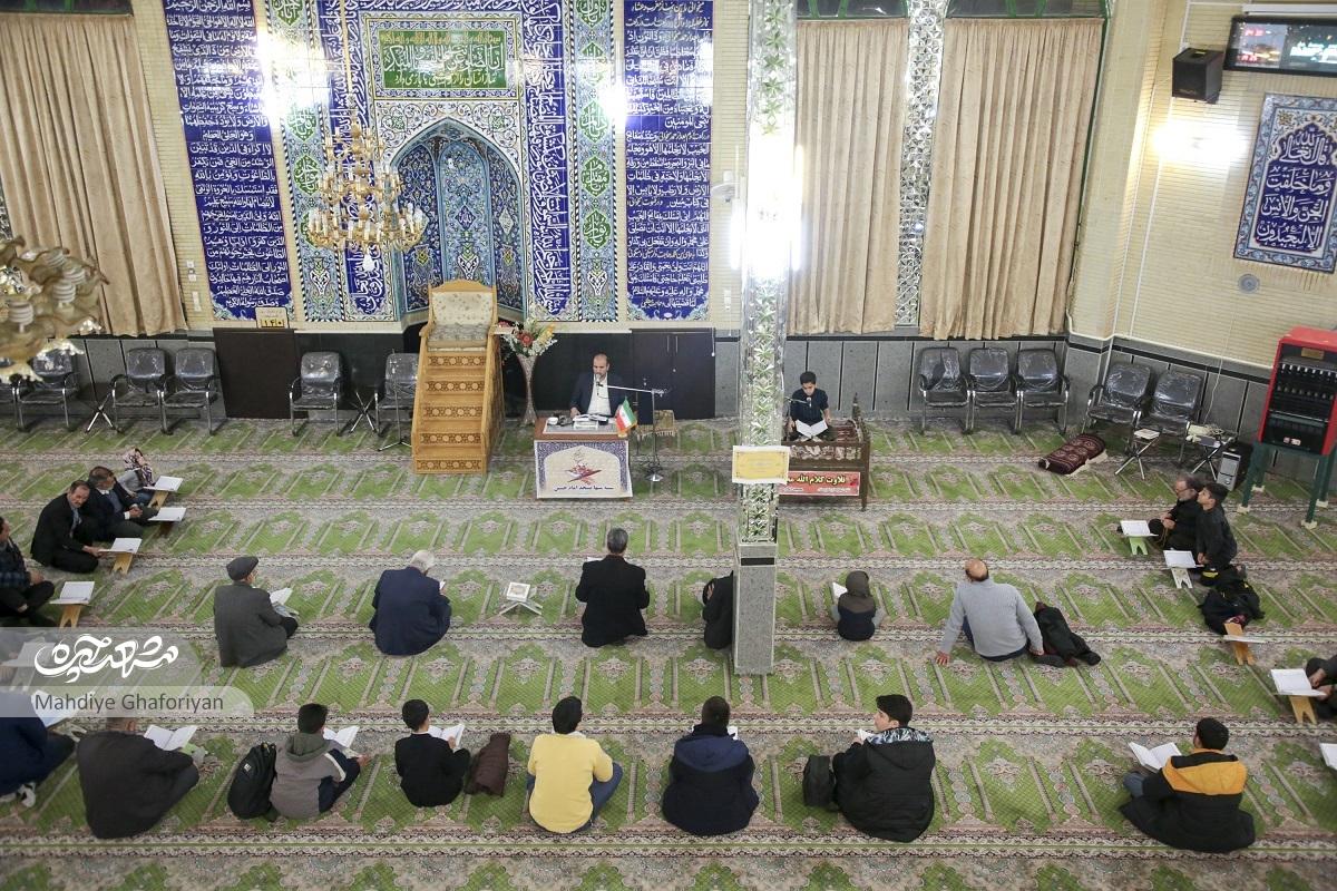 یک عمر عزت با قرآن