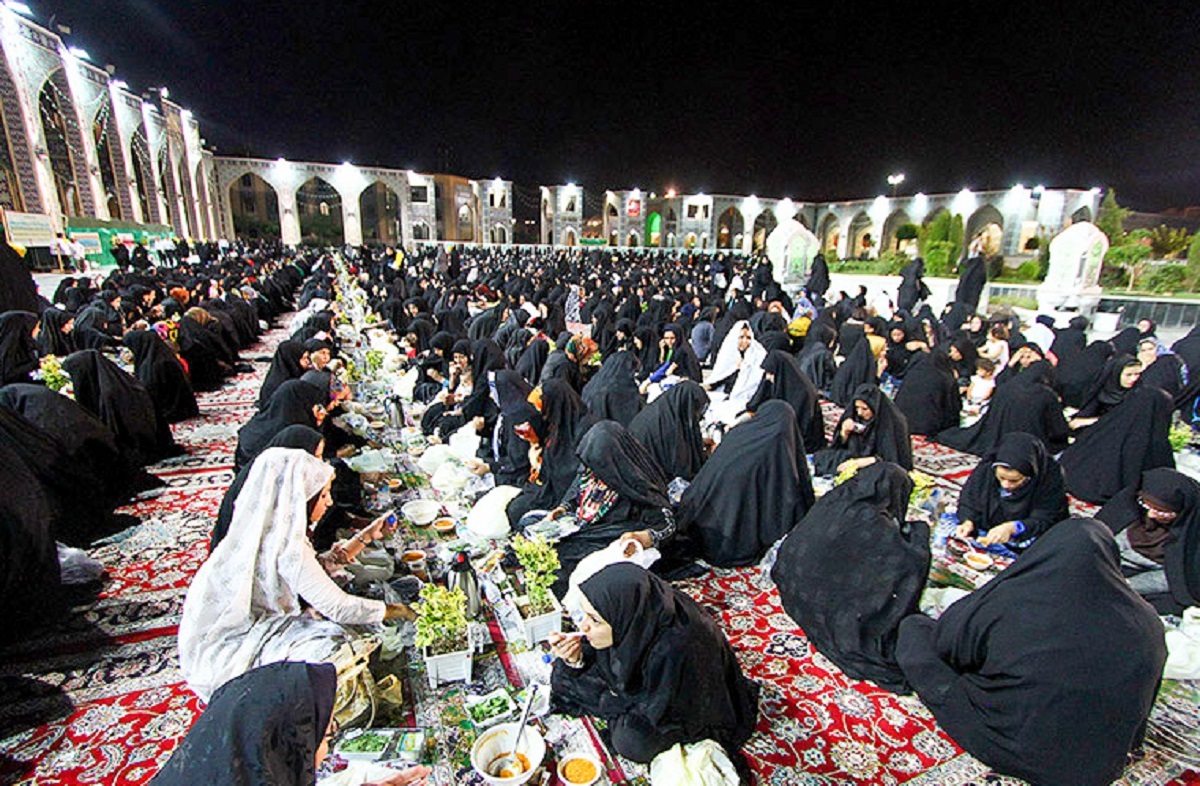 افطارمیهمان حضرتید