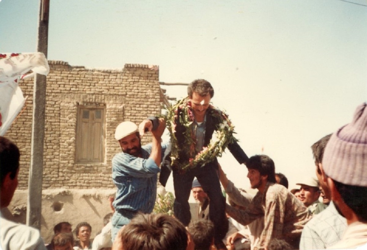 علیاکبر رحمانی، افسری بود که در زمان آتشبس جنگ تحمیلی، اسیر شد علیاکبر رحمانی، افسری بود که در زمان آتشبس جنگ تحمیلی، اسیر شد