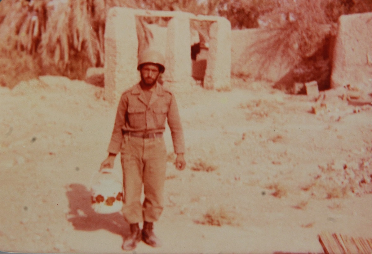 زهرا عمارلو ۳۲ سال است که راه همسر شهیدش را دنبال میکند زهرا عمارلو ۳۲ سال است که راه همسر شهیدش را دنبال میکند