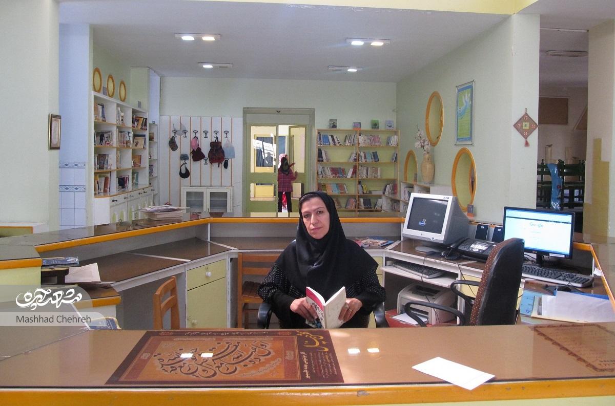 زهرا محدثیخراسانی از شاعران به نام کشور است زهرا محدثیخراسانی از شاعران به نام کشور است