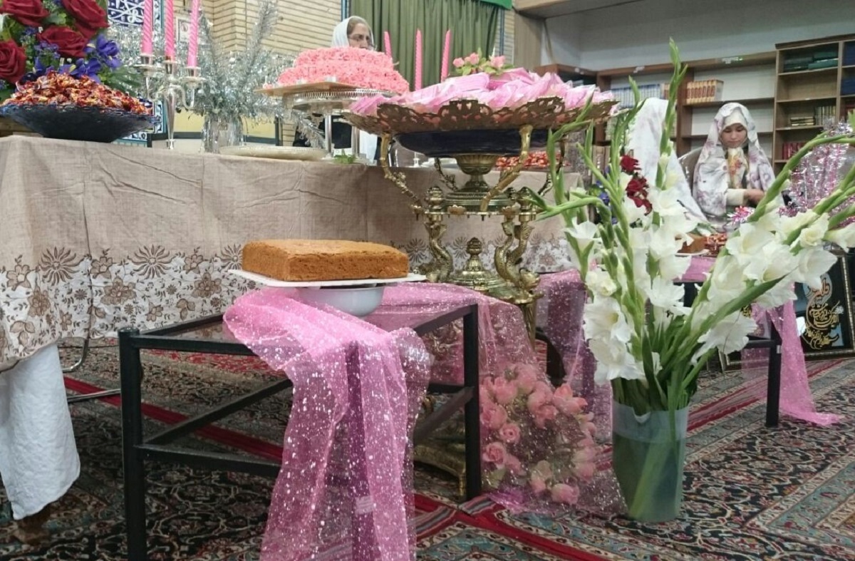 مسجد فاطمه‌الزهرا (س) زوج‌ها را آسان راهی خانه بخت می‌کند