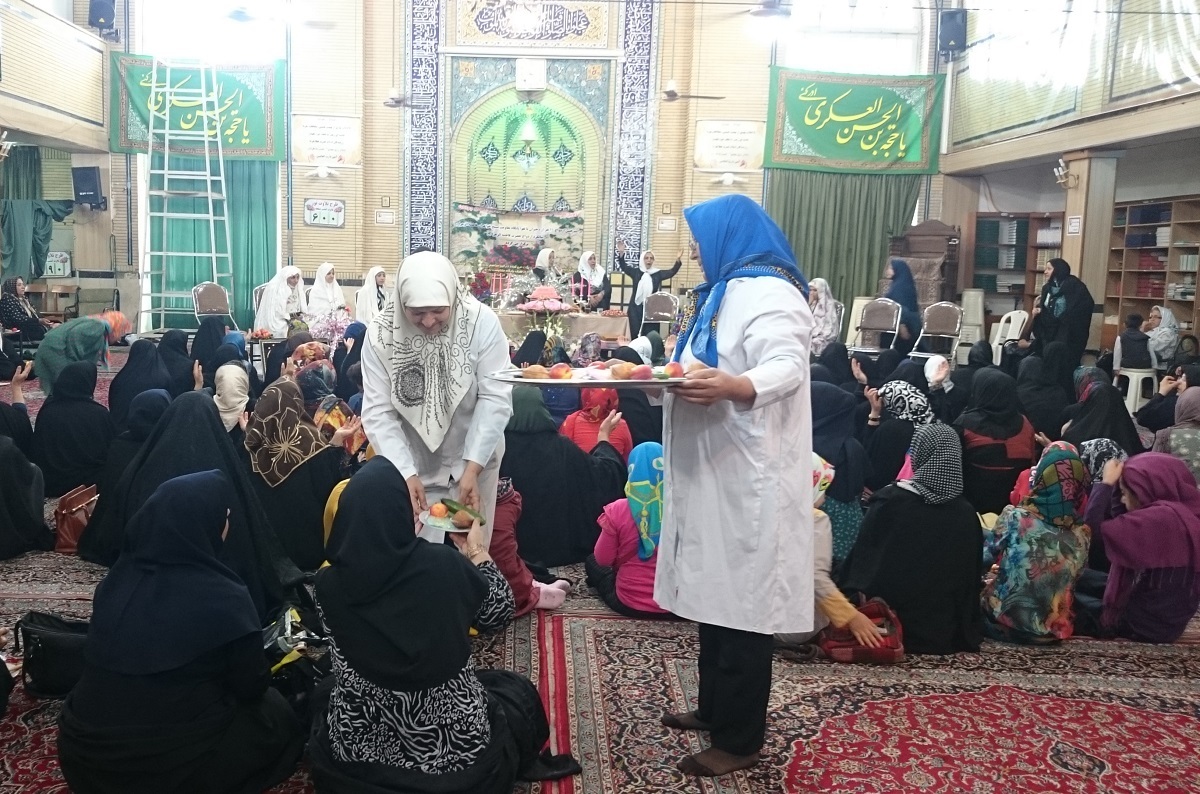 مسجد فاطمه‌الزهرا (س) زوج‌ها را آسان راهی خانه بخت می‌کند