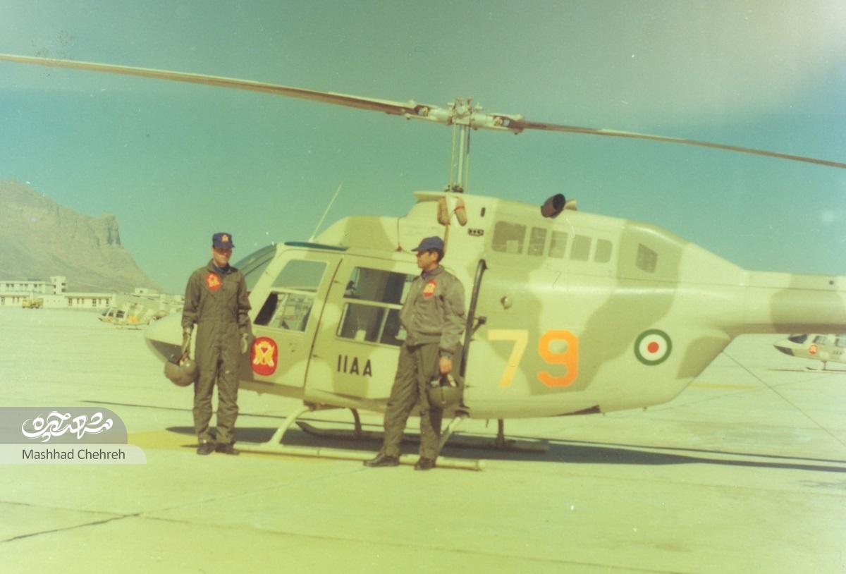 سرهنگ خلبان، سید‌محمود مقد‌م‌نائینی بیش از ۶۰۰ ساعت پرواز داشته است