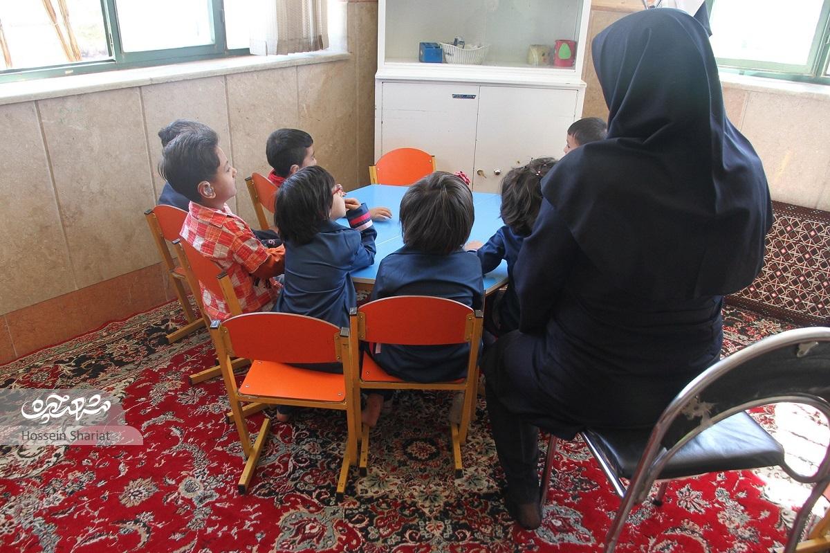 کاش دیدن سمعک، مثل عینک برای مردم عادی شود کاش دیدن سمعک، مثل عینک برای مردم عادی شود