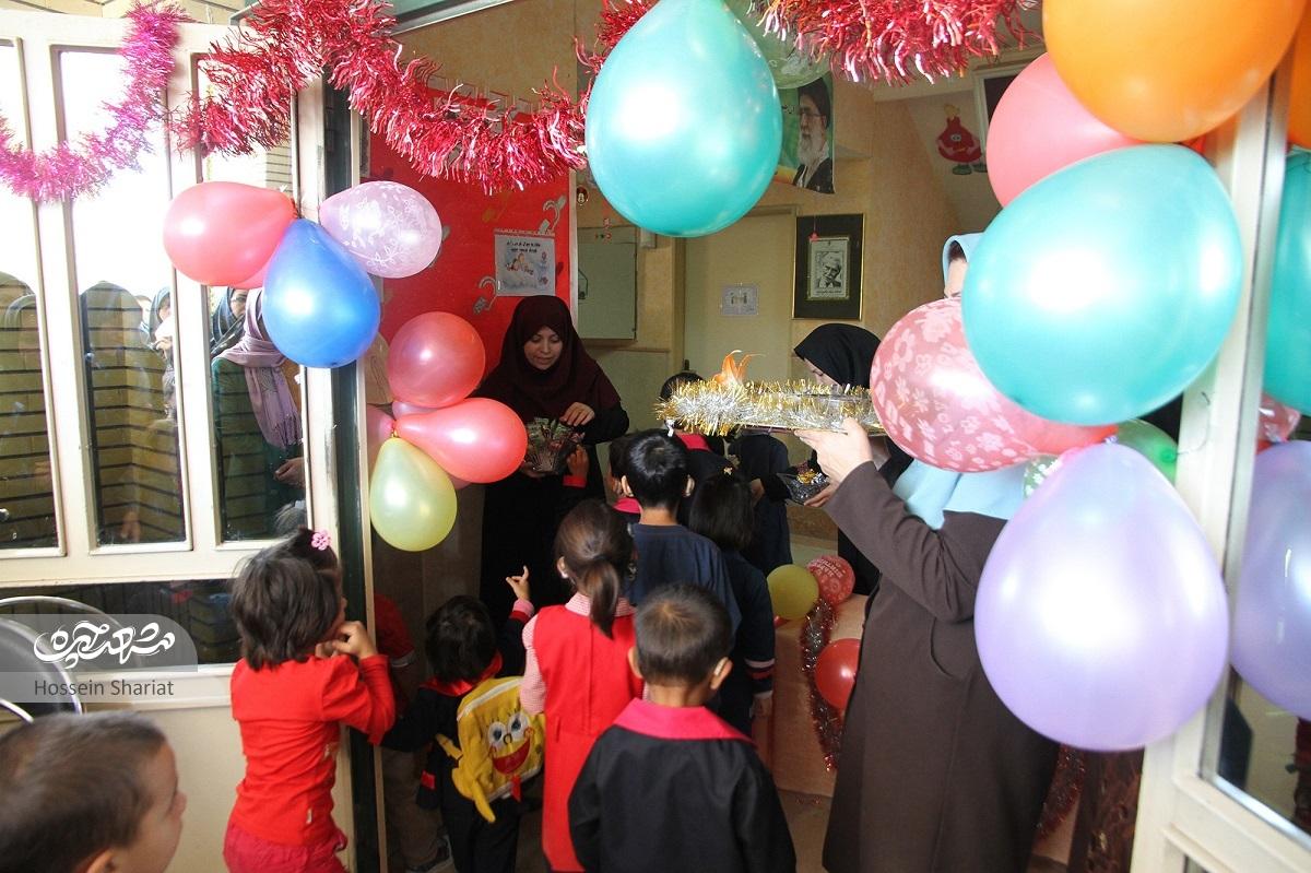 کاش دیدن سمعک، مثل عینک برای مردم عادی شود کاش دیدن سمعک، مثل عینک برای مردم عادی شود