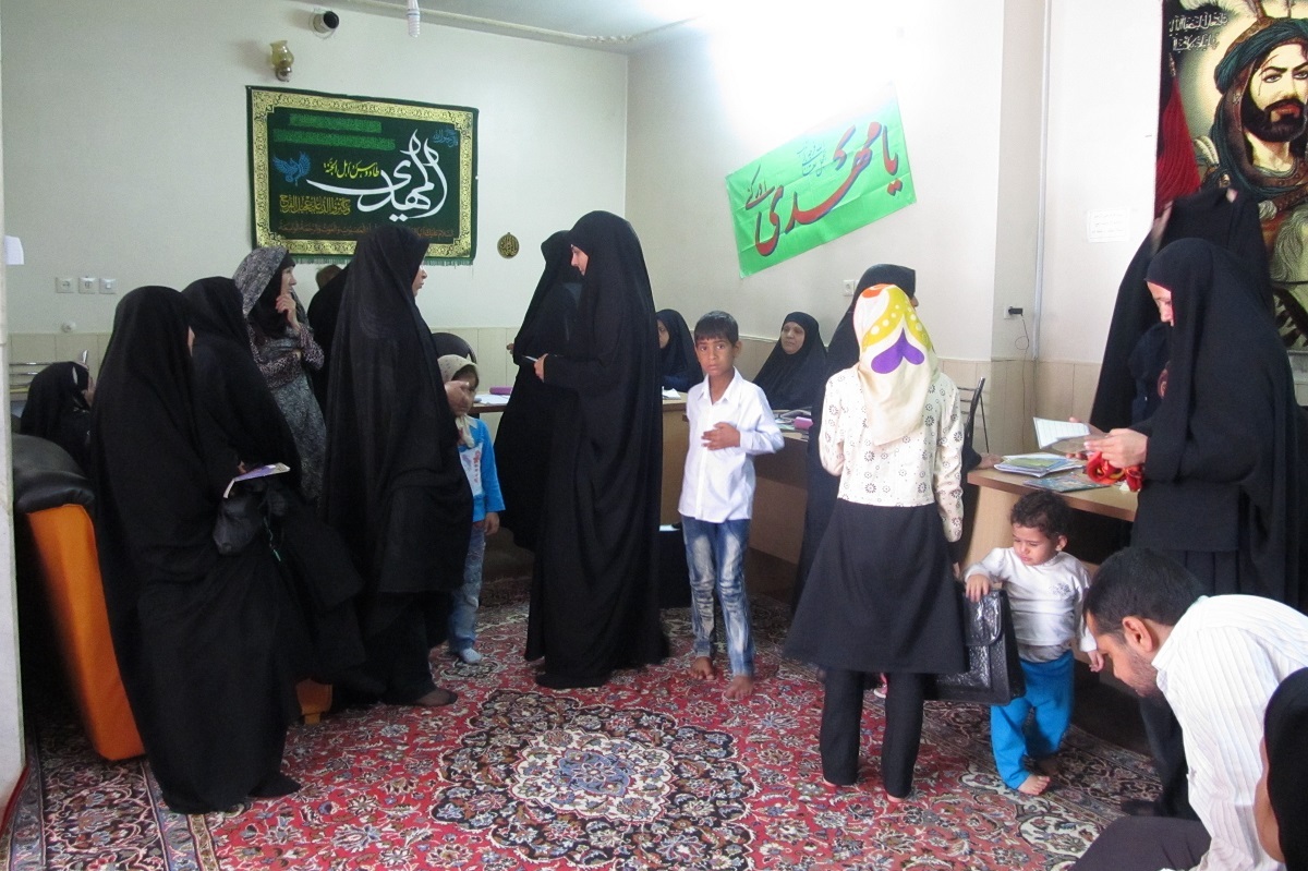 شعبه «آبشار عاطفهها» در محله استاد یوسفی، ۶۰۰ خانواده نیازمند را تحت پوشش خود قرار داده است شعبه «آبشار عاطفهها» در محله استاد یوسفی، ۶۰۰ خانواده نیازمند را تحت پوشش خود قرار داده است