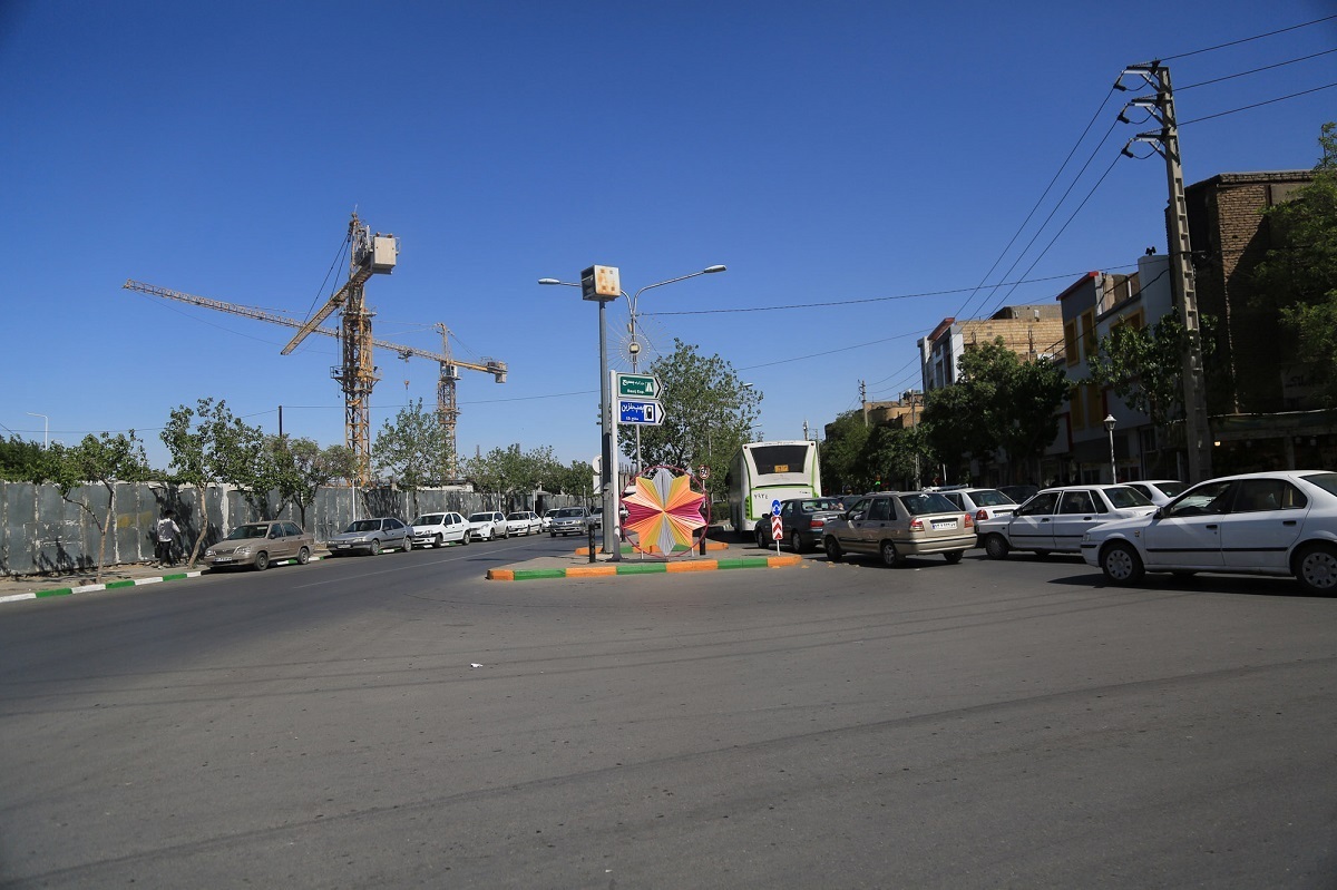 خیابان شهید مفتح نیازمند تابلو است