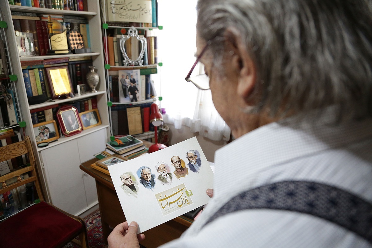 با «غلامحسین برزگر خراسانی»، نقاش، موسیقیدان و شاعر بزرگ مشهدی با «غلامحسین برزگر خراسانی»، نقاش، موسیقیدان و شاعر بزرگ مشهدی